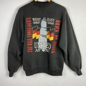 Vtg 90s Berlin‎ Wall Comes Down Brick By Brick Sweatshirt Sz L